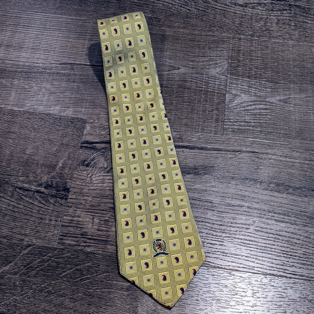Tommy Hilfiger Mens Tie Square‎ Print Silk Necktie Yellow Business Formal Event